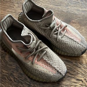 Yeezy Boost 350 V2 Sand Taupe